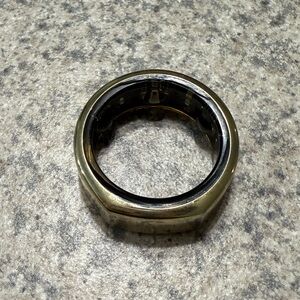 Oura Ring Gen 3 Size 7 Gold